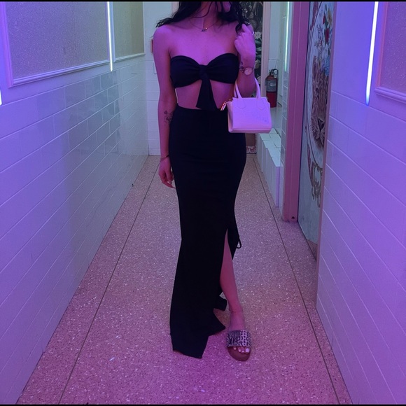 Black Two Piece Skirt Set - Picture 2 of 3